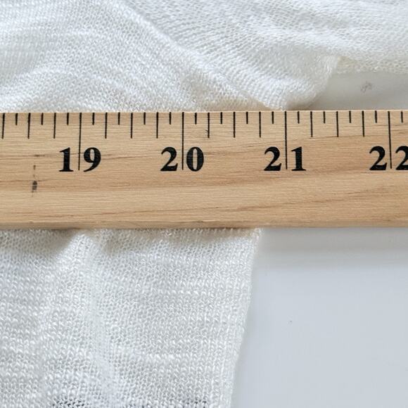 Torrid Cardigan Sweater 1X White Open Cropped Lightweight Semi Sheer NEW - Picture 3 of 7